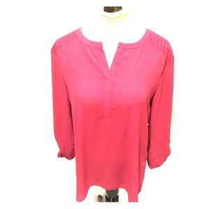 Vanheusen hot pink top size small
